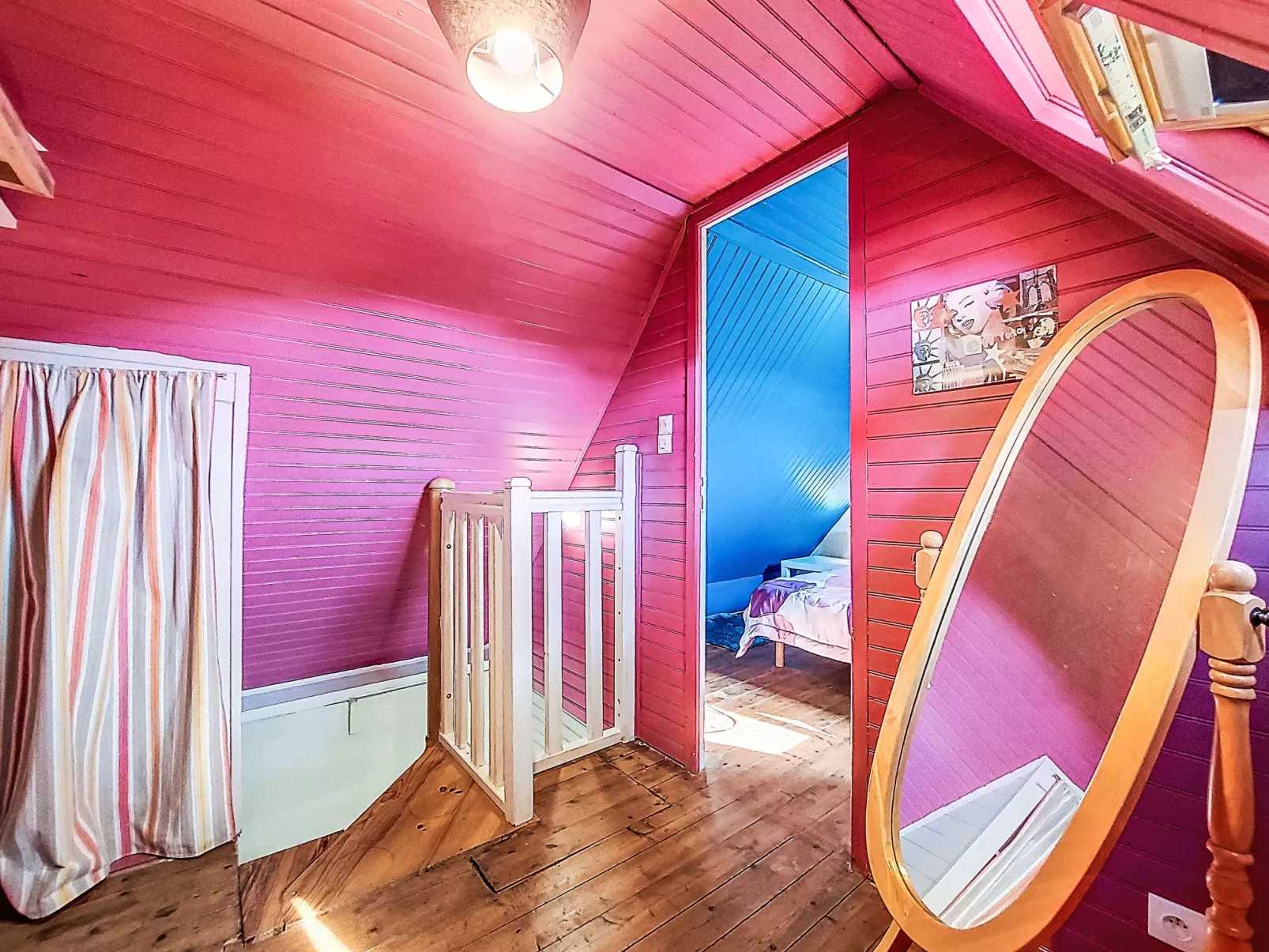 La Chapelle - Inside