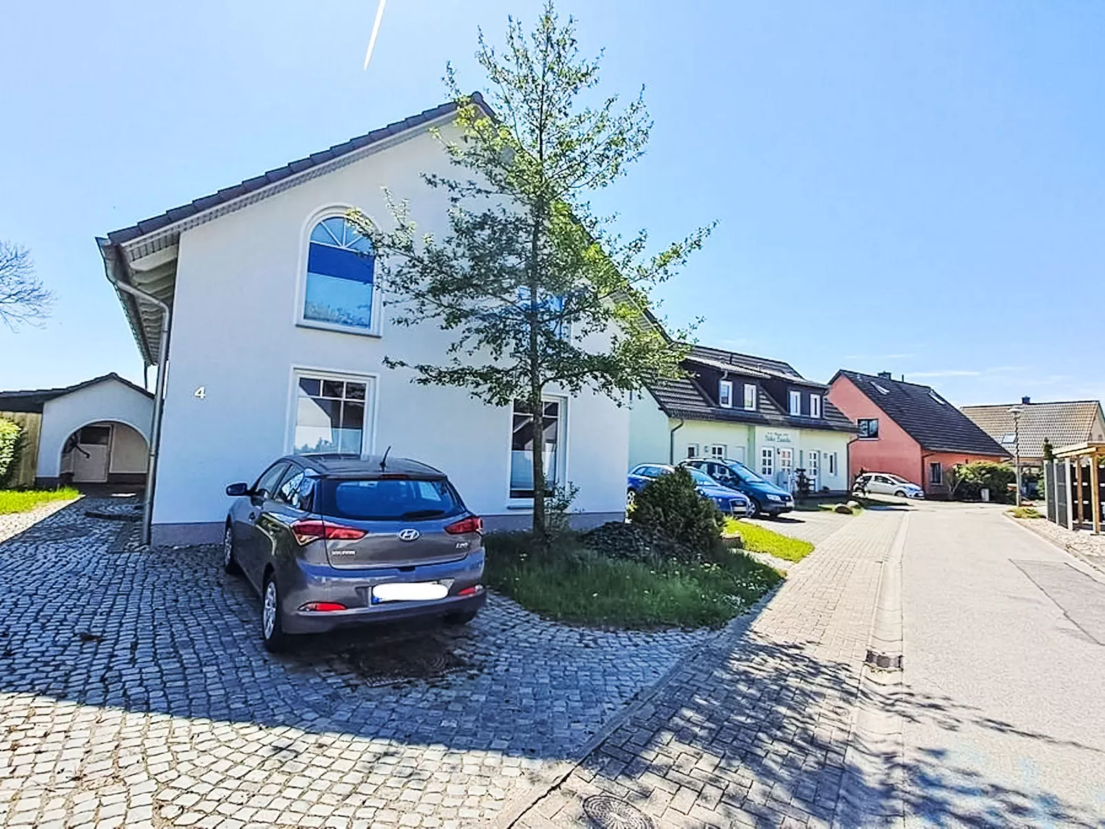 Yachtwieck - Outside