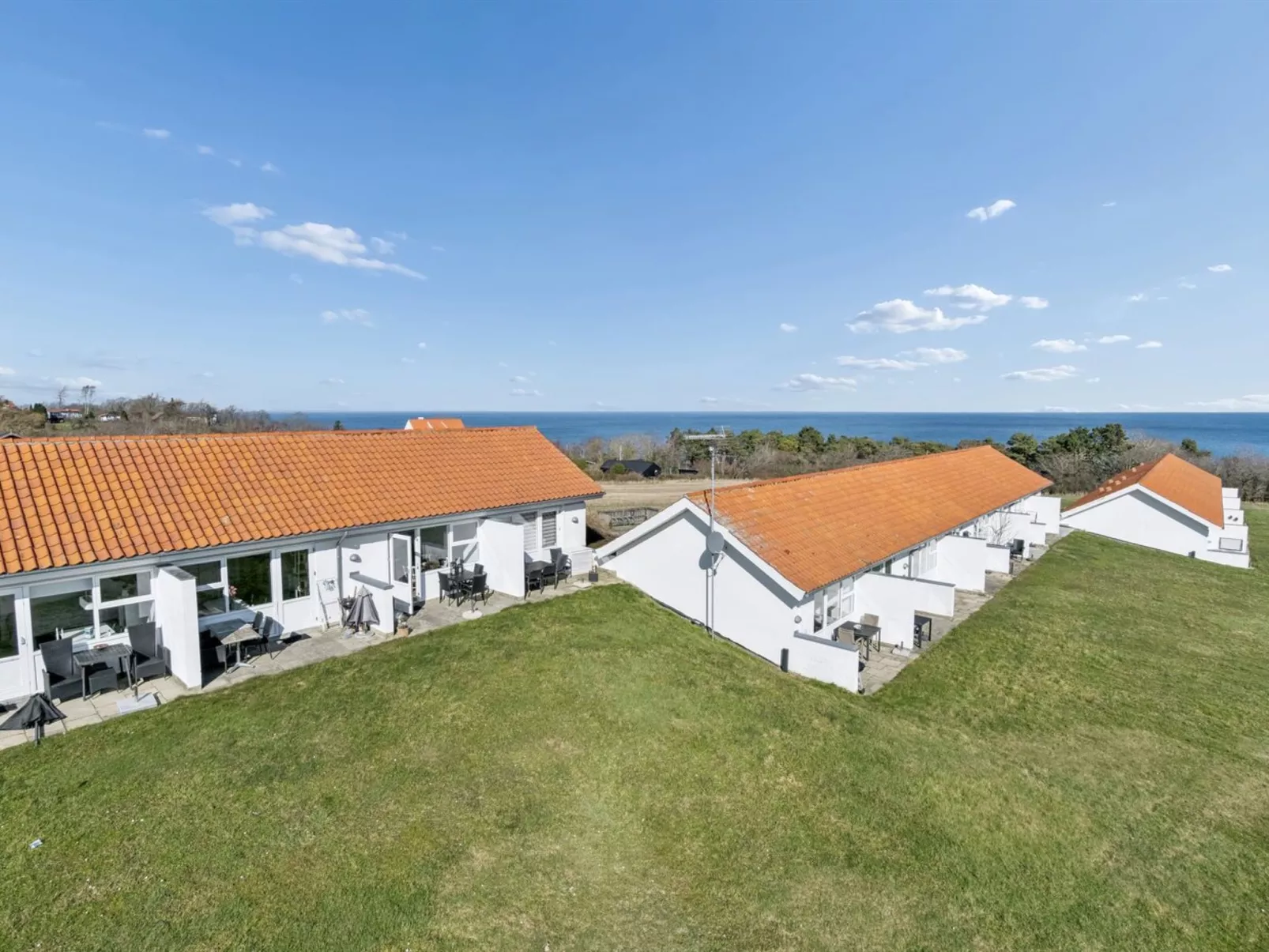 "Roger" - 400m from the sea - Outside