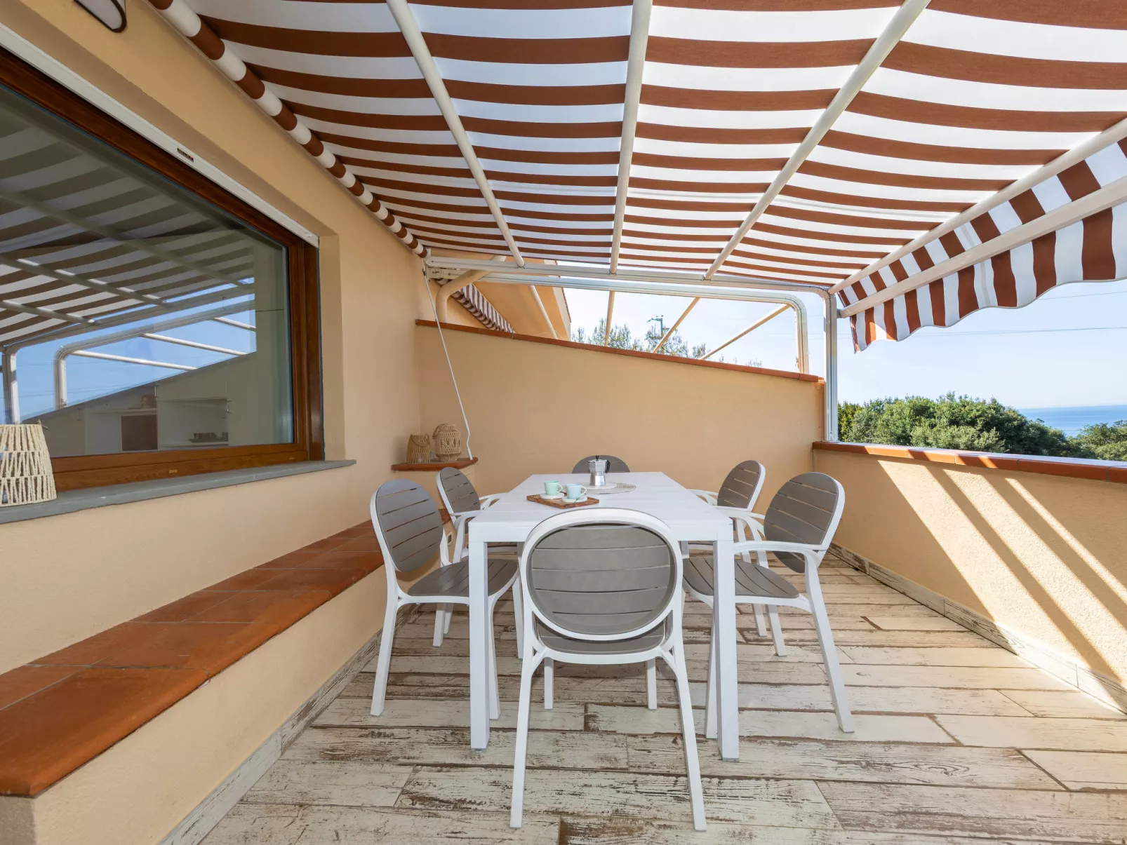 Rosa di sera - Draußen