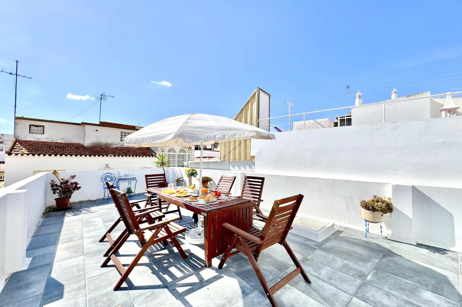 Laila Summer Escape by GT House - Terrace balcony