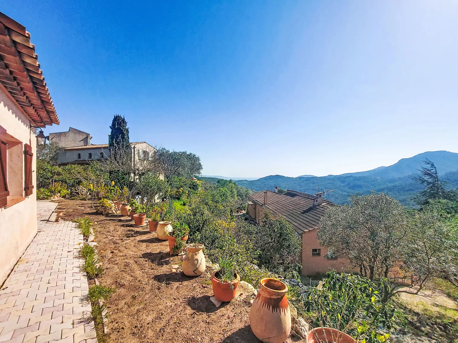 L´Argentière - Outside