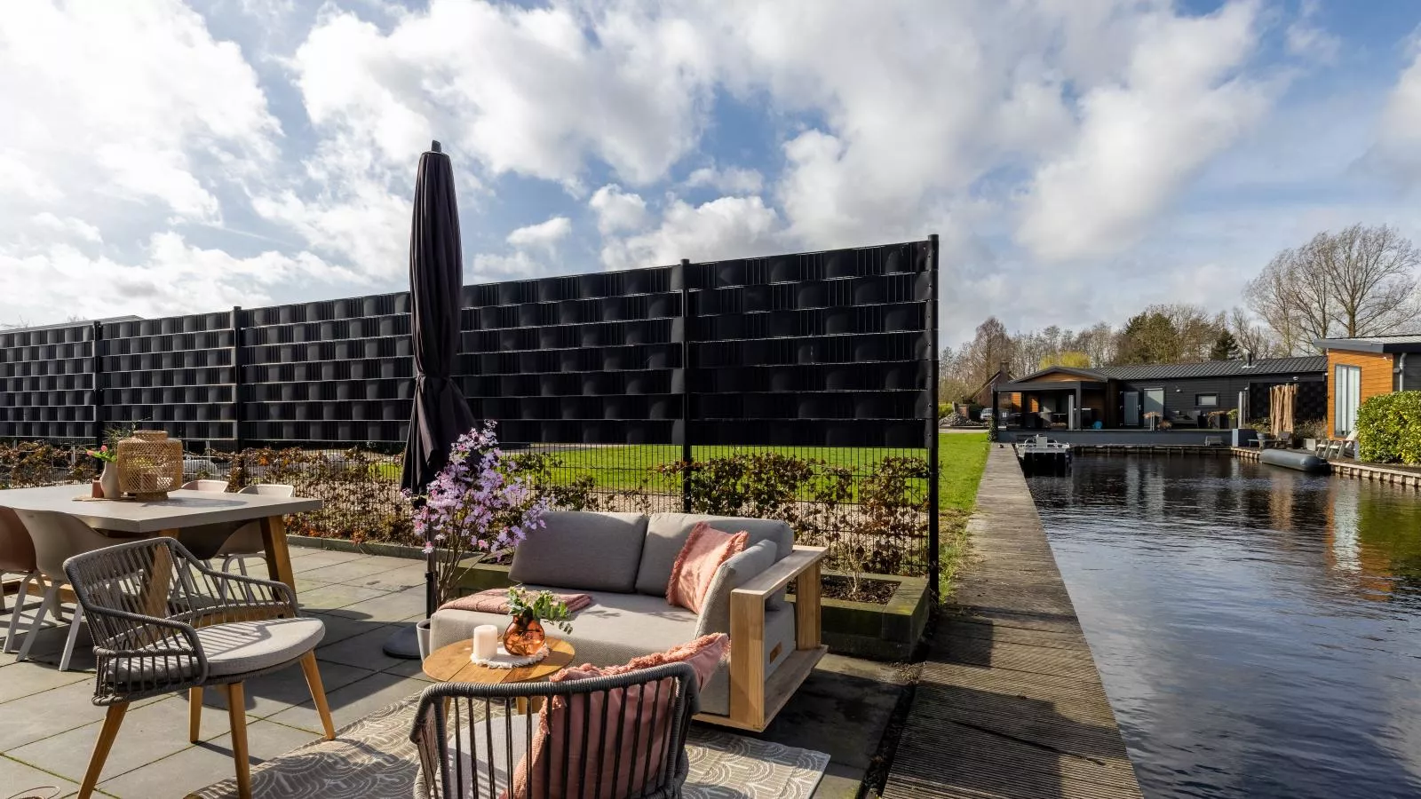 Joy of Giethoorn - Garten Winter