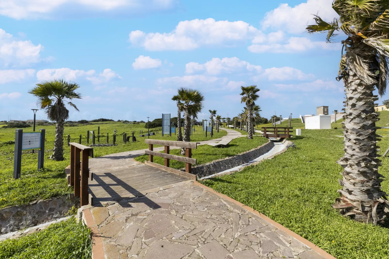 CASA ALBERICI - Areas within 1km in summer