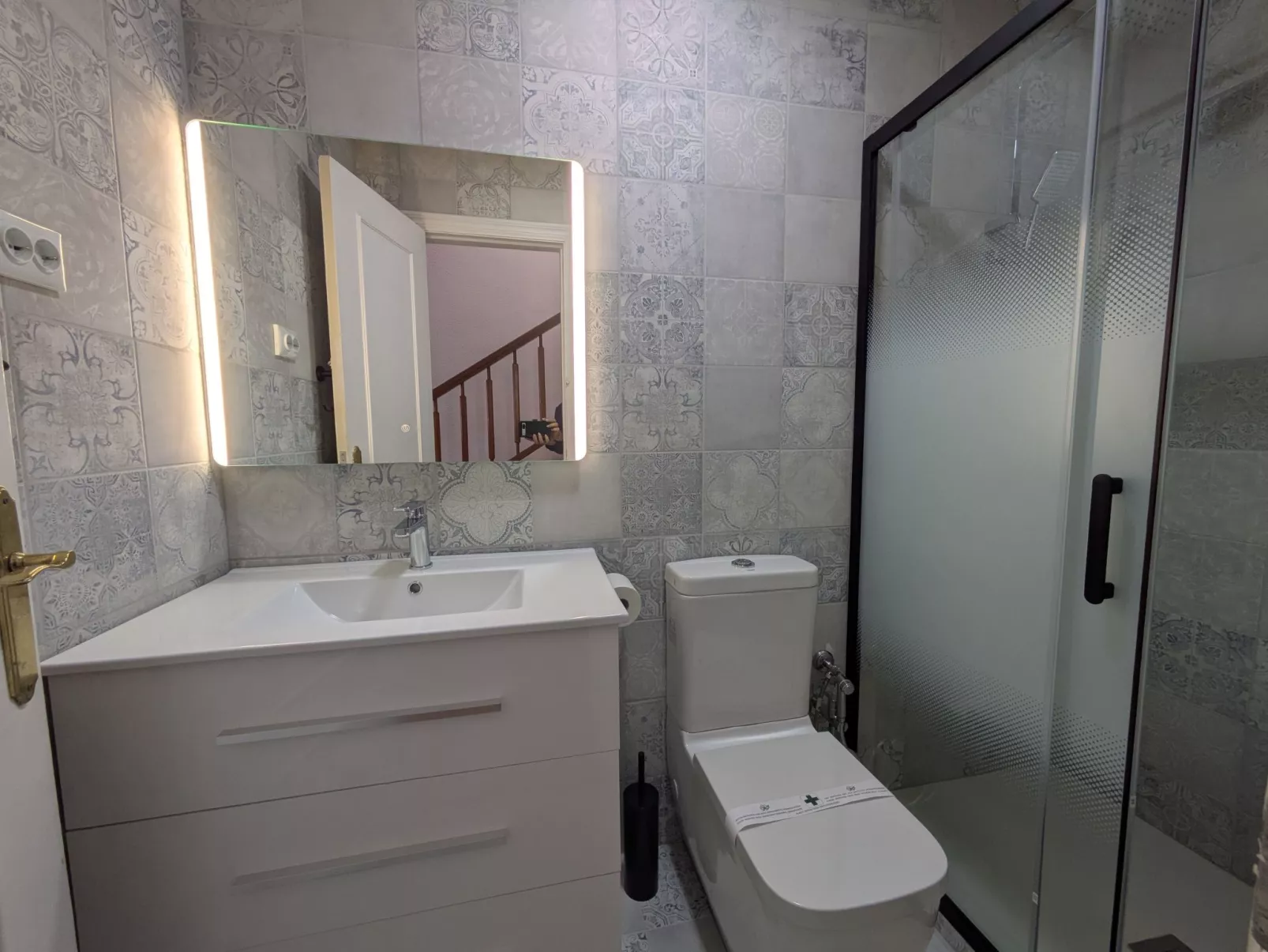 Mar y Montaña - Inside