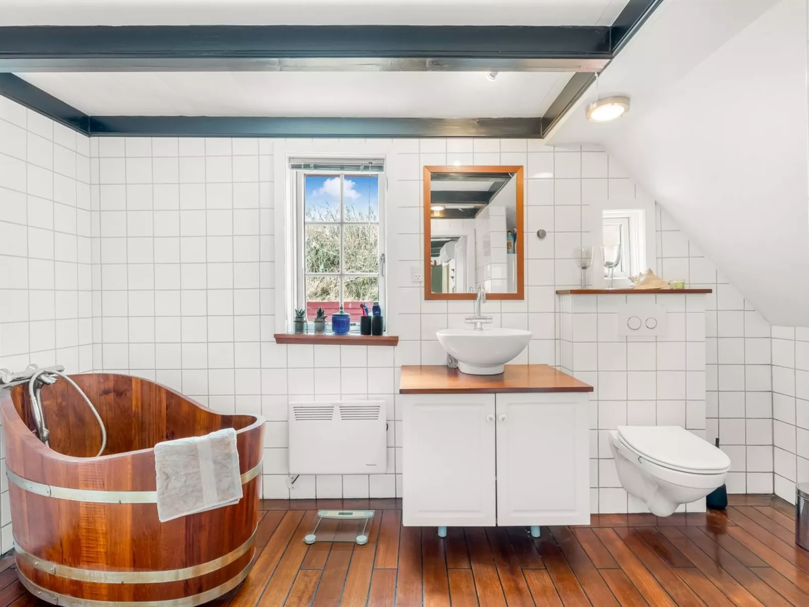 "Reika" - 500m from the sea - Drinnen