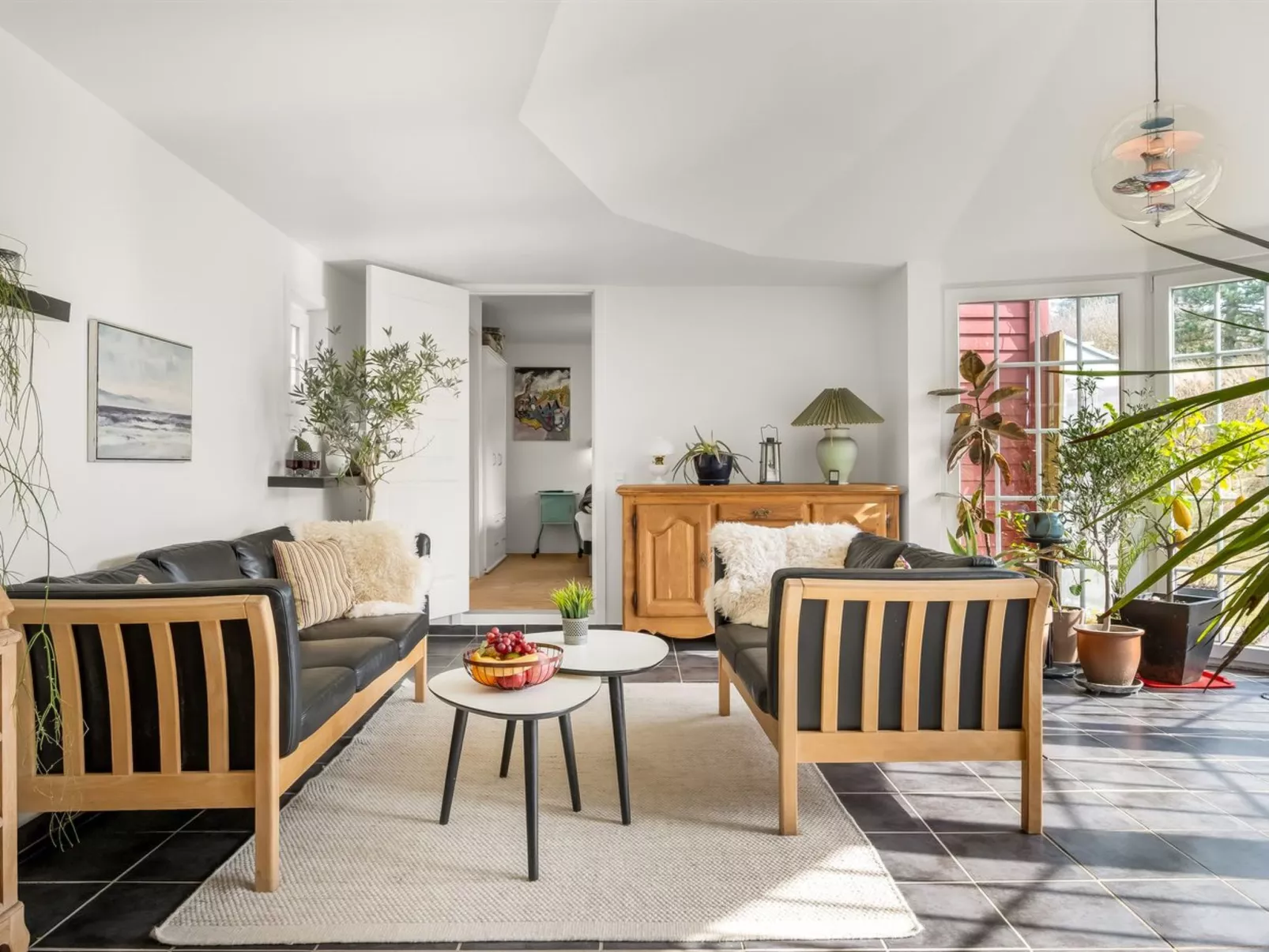 "Reika" - 500m from the sea - Drinnen