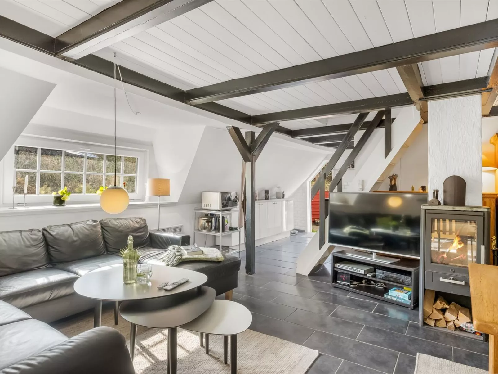 "Reika" - 500m from the sea - Drinnen