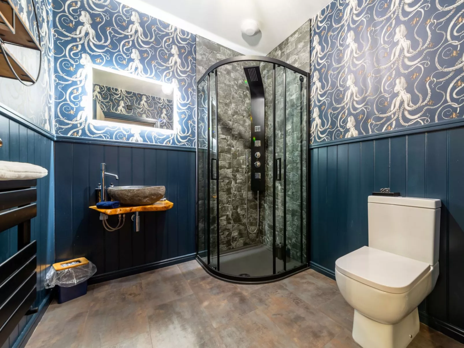 Beach & Lobster House - Drinnen