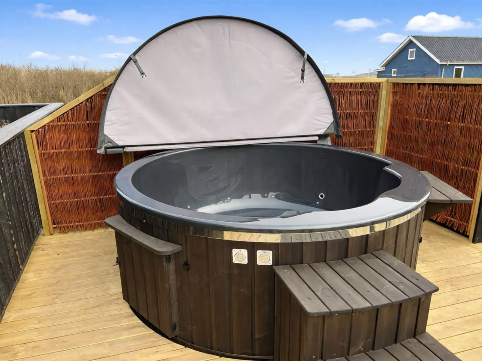 "Erza" - 500m from the sea - Dedans