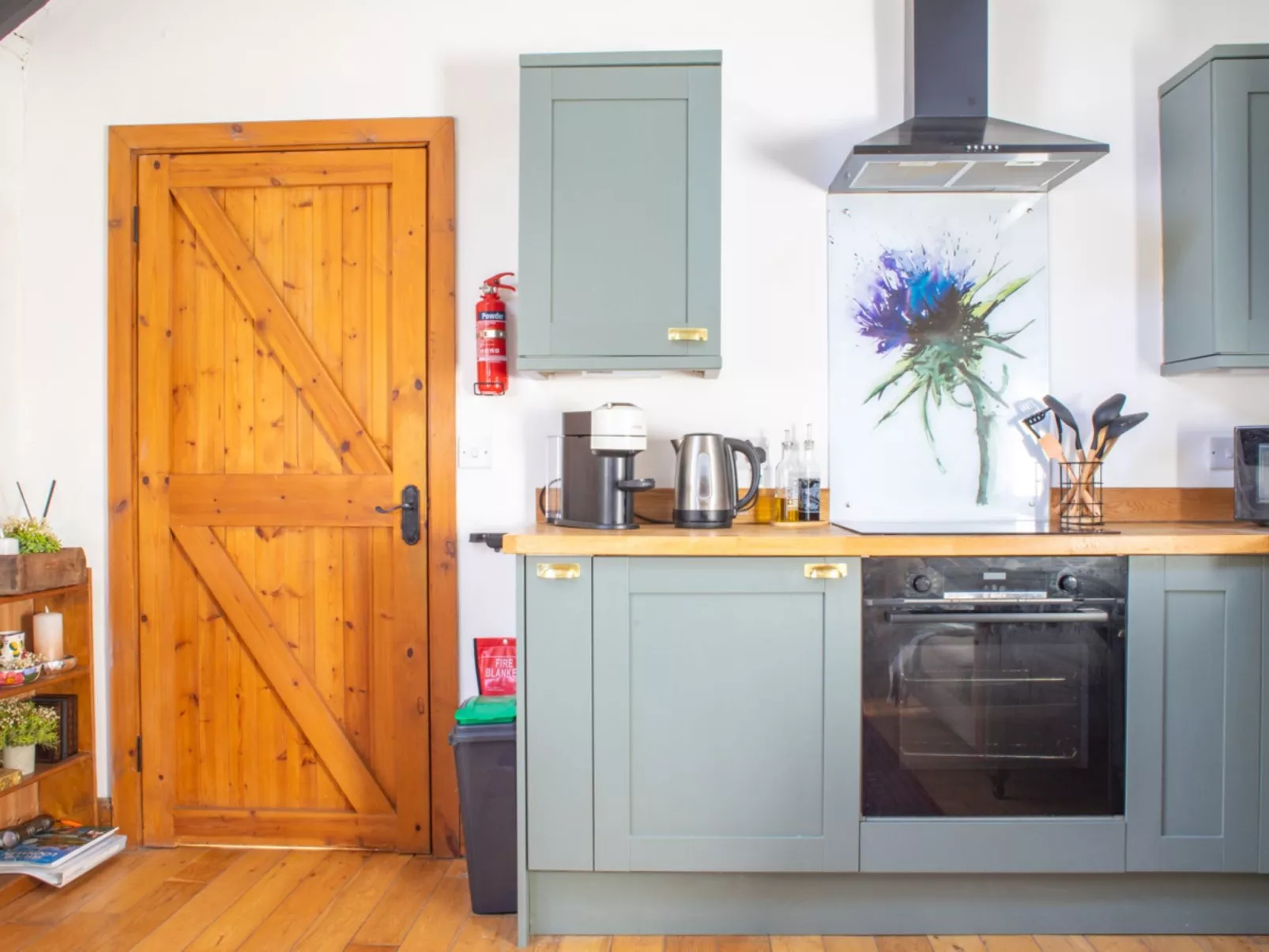 The Cottage - Inside