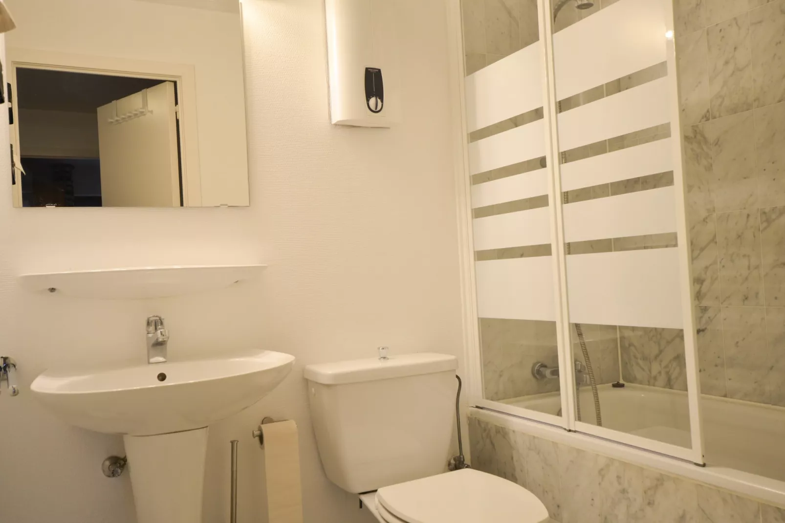 PLAZA A2/2011 - Salle de bain
