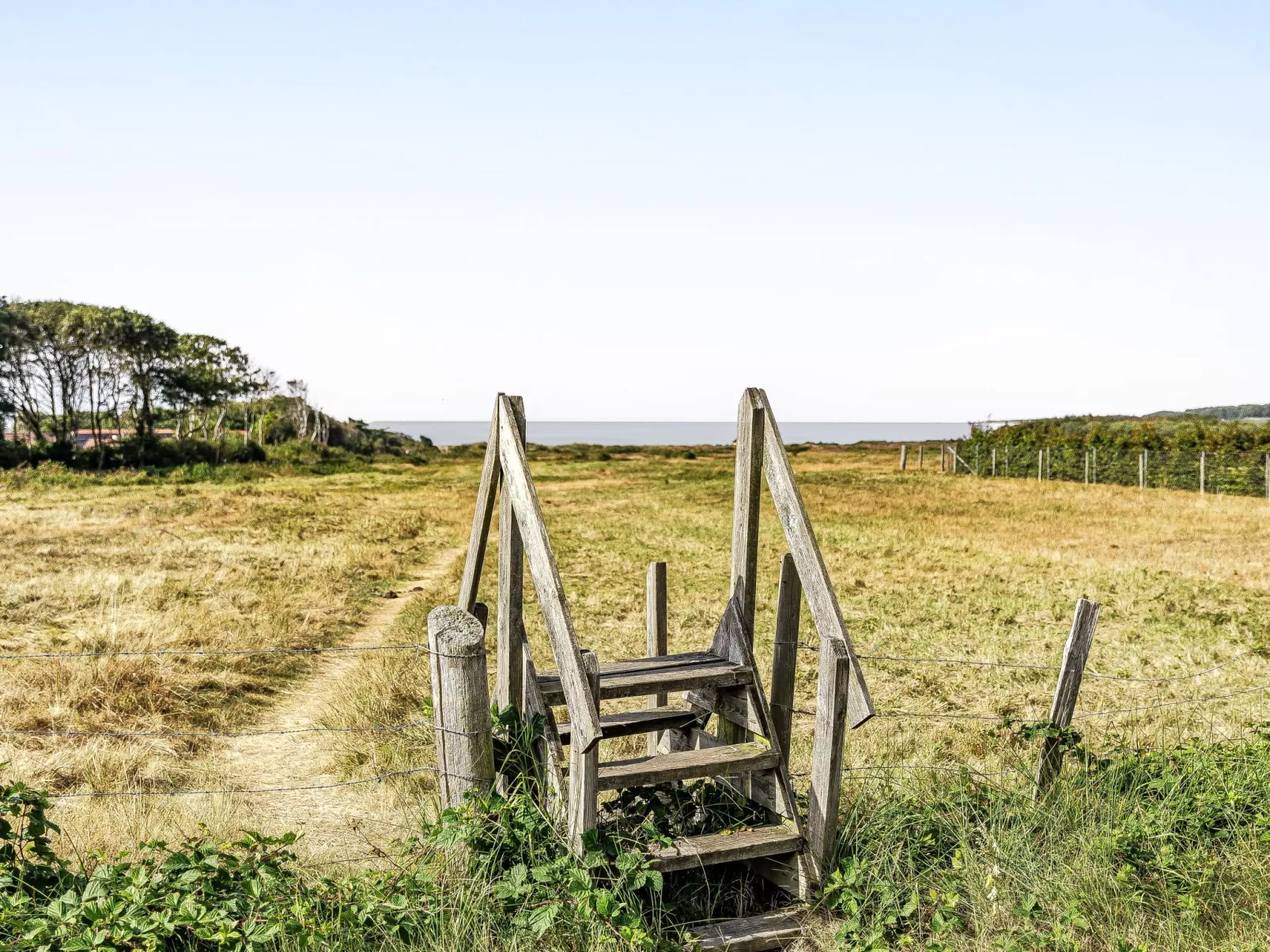 Vårhemsplatsen - Outside