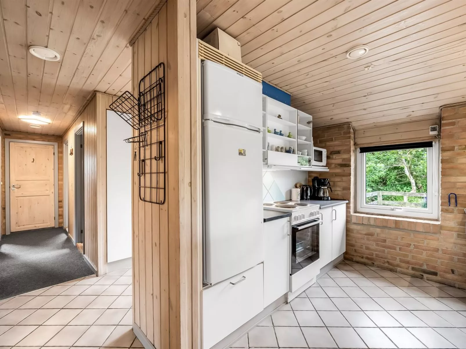 "Dorithea" - 1.3km from the sea - Drinnen