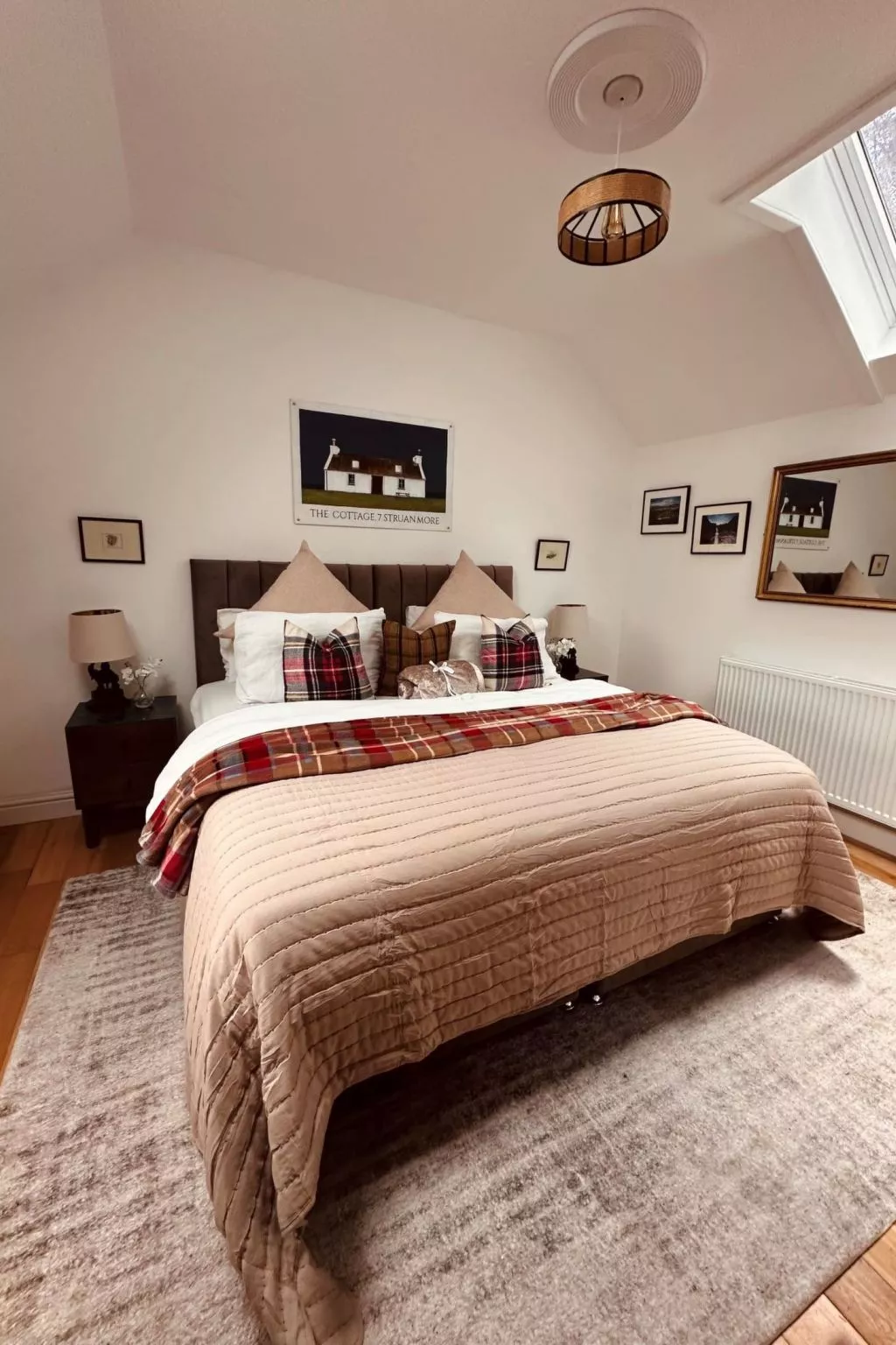 The Cottage - Inside