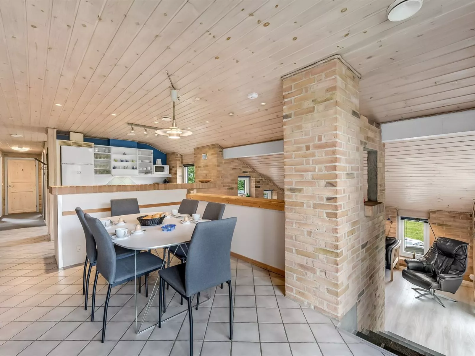 "Dorithea" - 1.3km from the sea - Drinnen