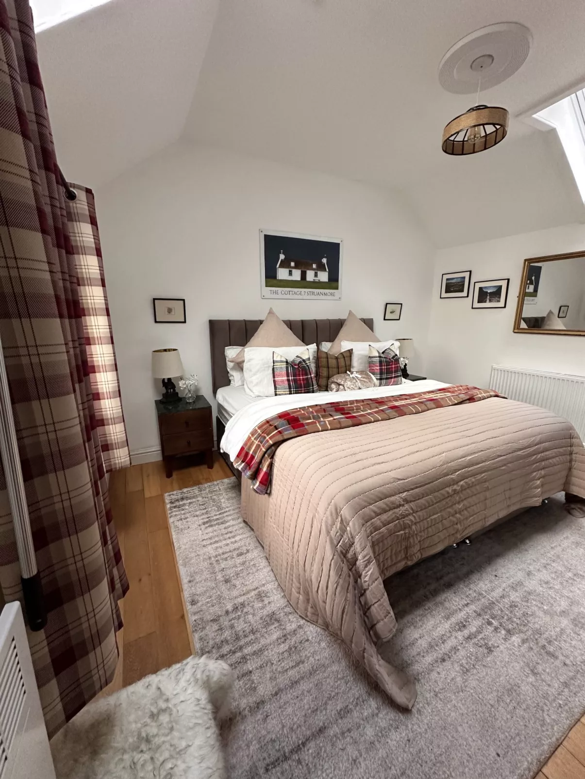 The Cottage - Inside