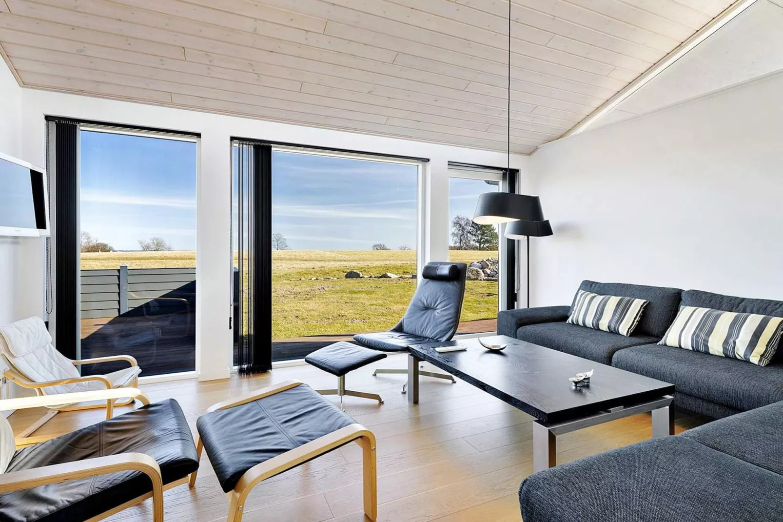 Ferienhaus an der Küste mit Spa und Sauna