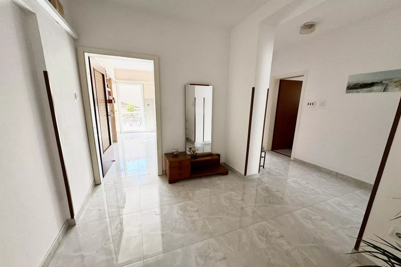 Danilo - Empfangshalle