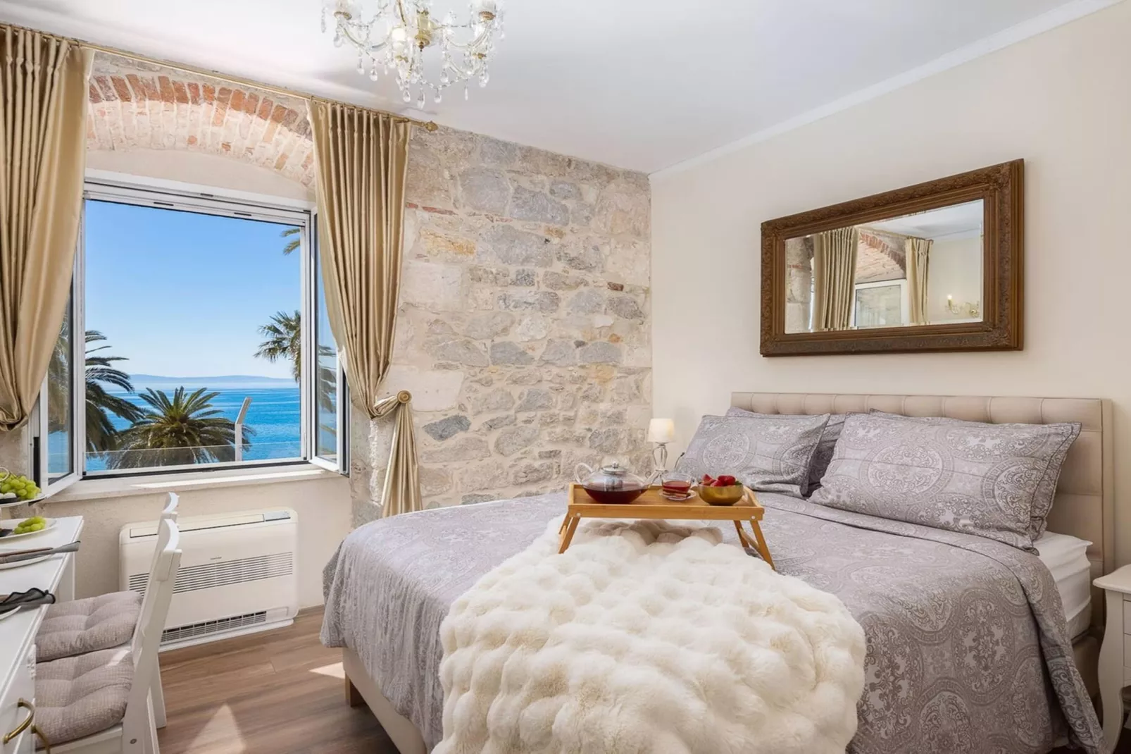 Split Diocletian Palace - Room 2 (2+0)