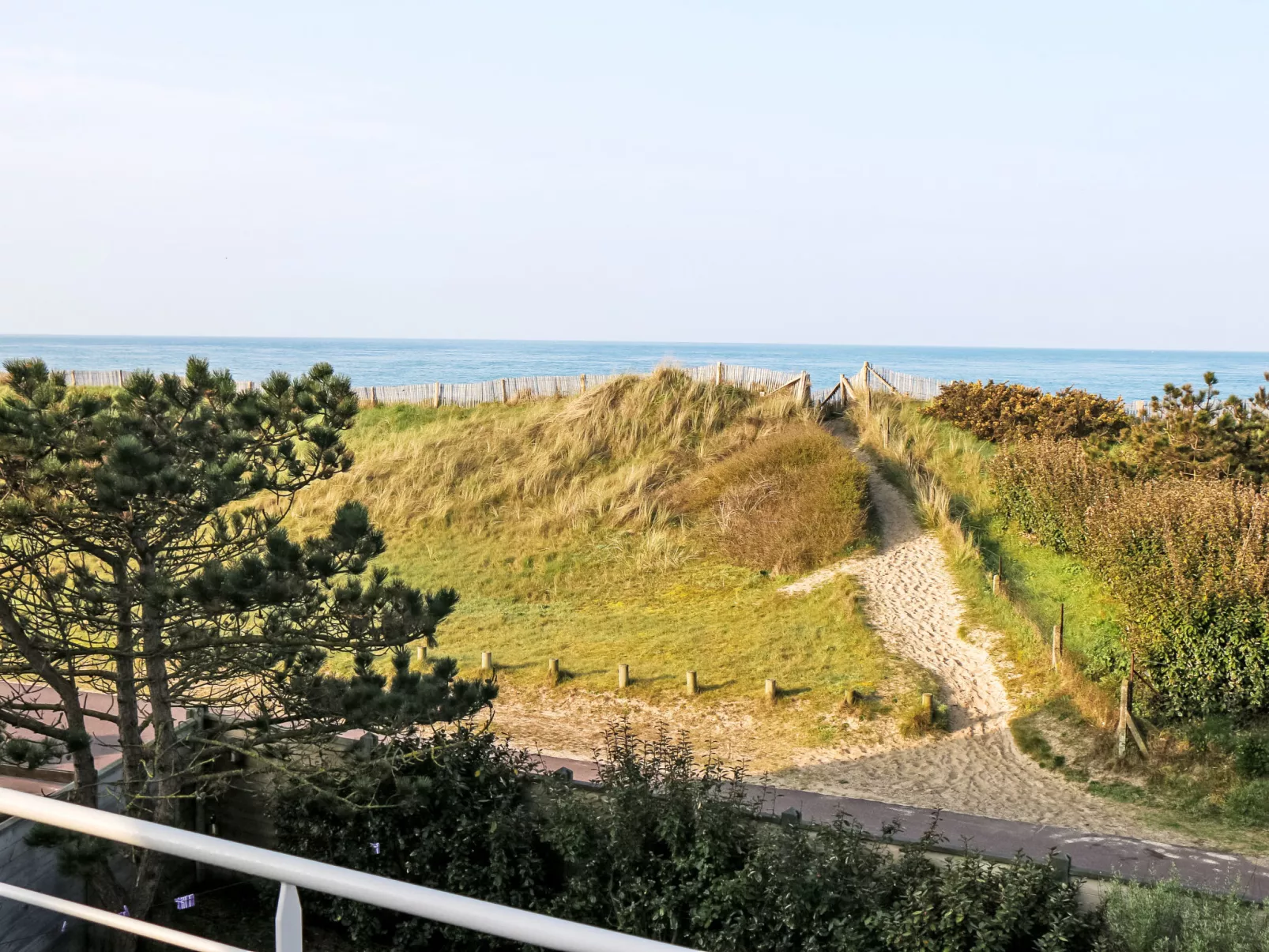 L'Escale dunes, Strände 20 Meter entfernt, Meerblick - Outside