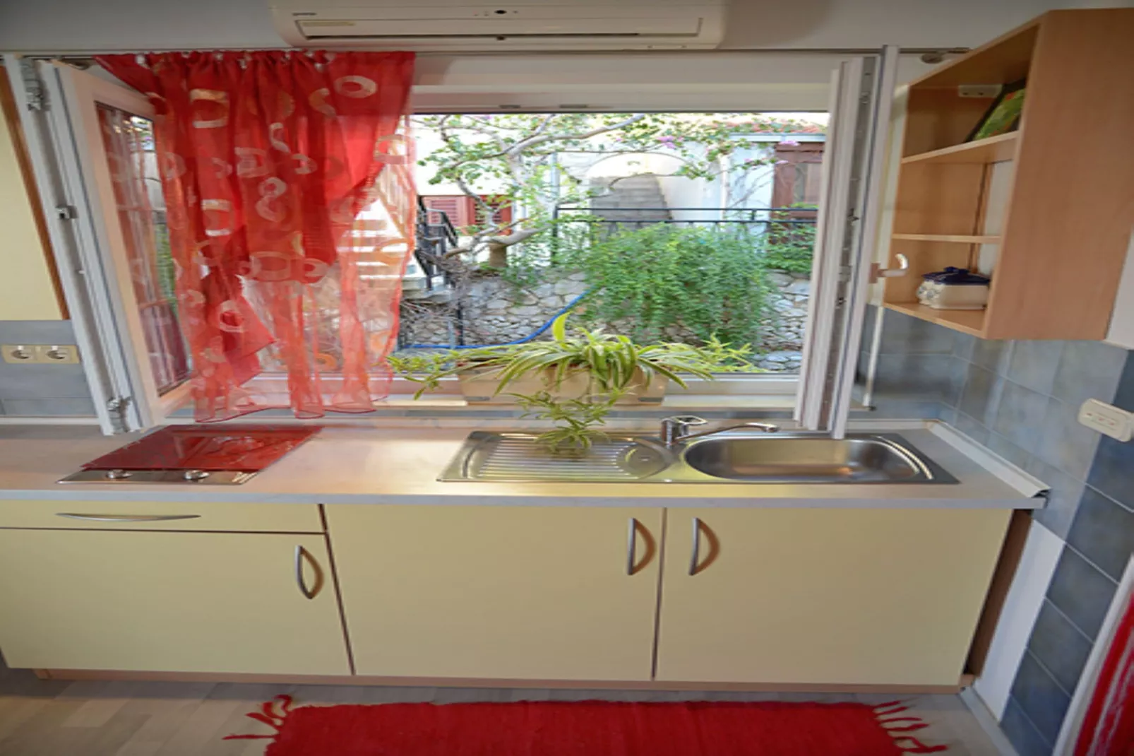 Studio apartment Babilo A2