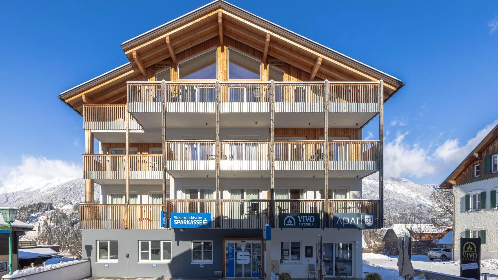 Apart33 Top 2-5 - Exterior in winter