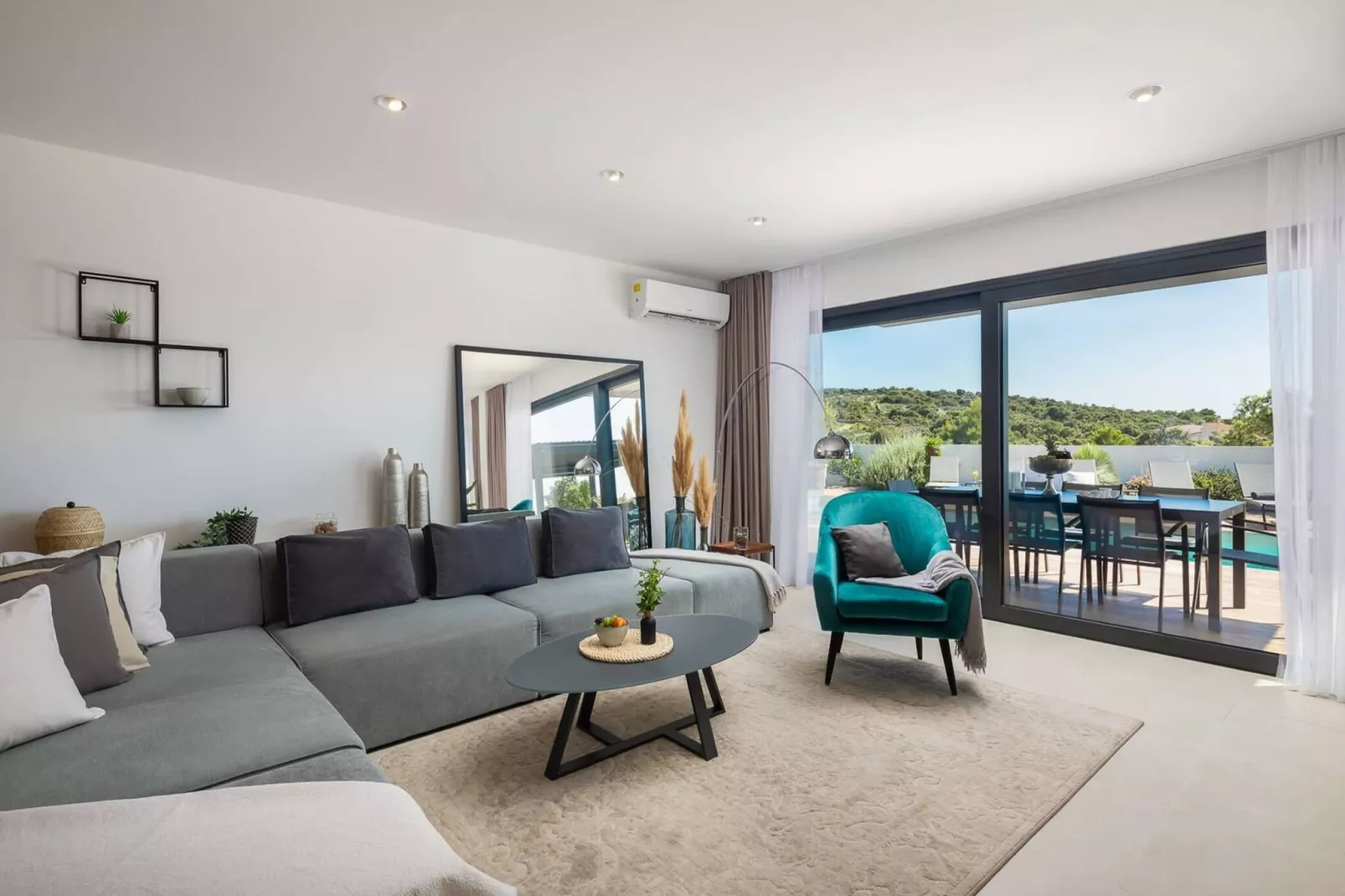 Luxury Villa Indigo Kanica with Heated Pool