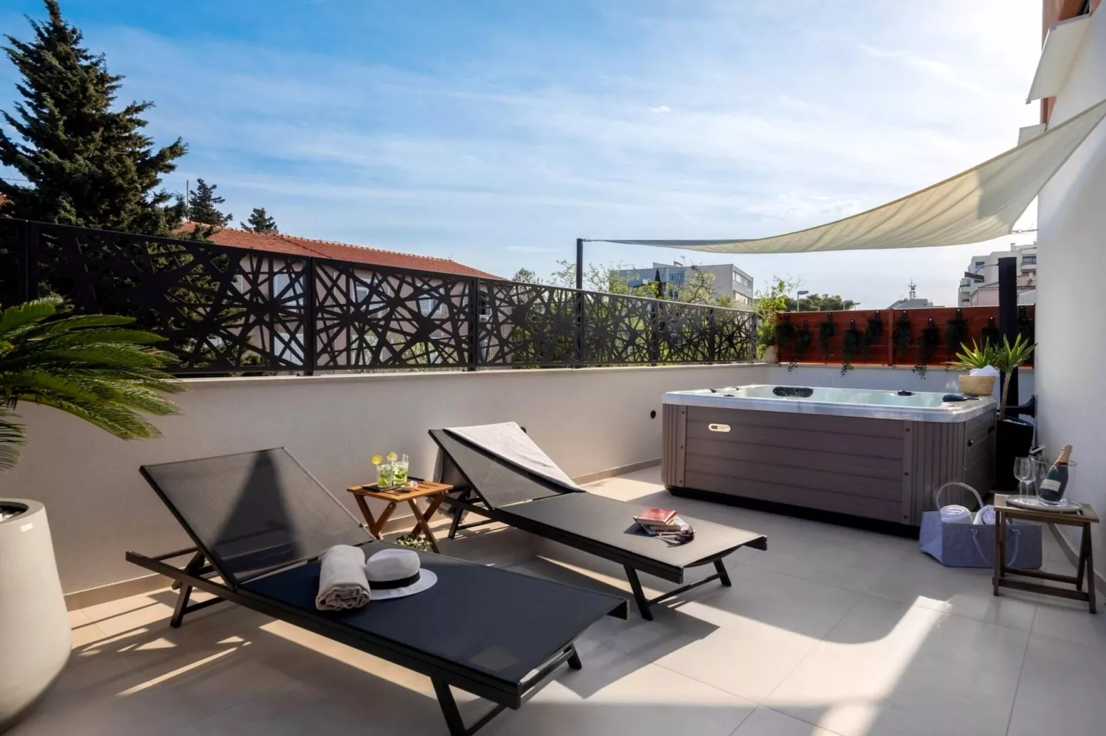 Luxury Apartment Silvery Split with Sauna, Jacuzzi - Terrasse / balcon