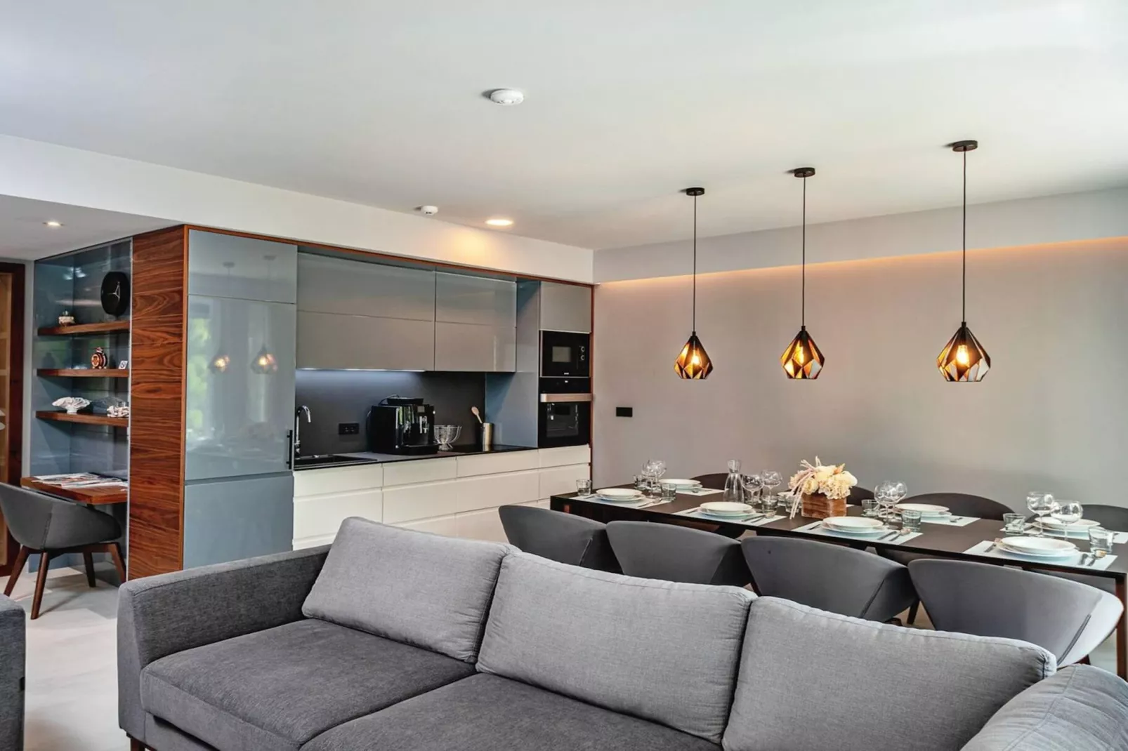 Luxury Villa Delight II – Promajna, Heated Pool - Living room