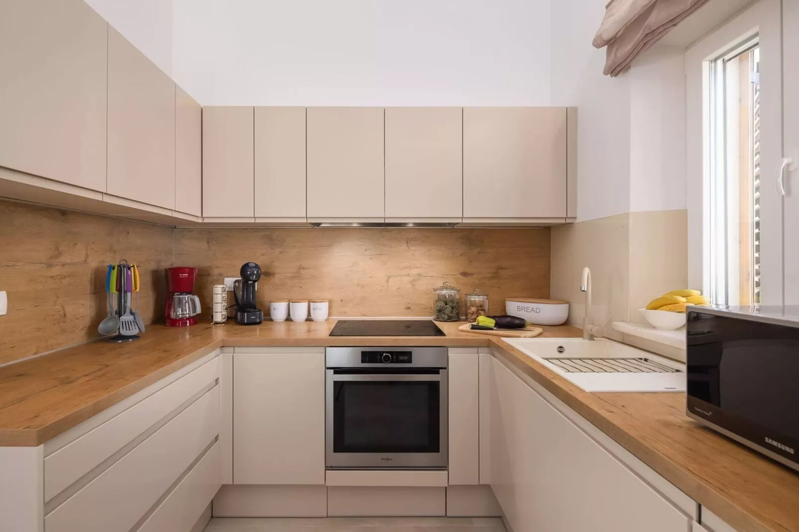 Luxury Seafront Villa Castello Rogoznica with Pool - Kitchen