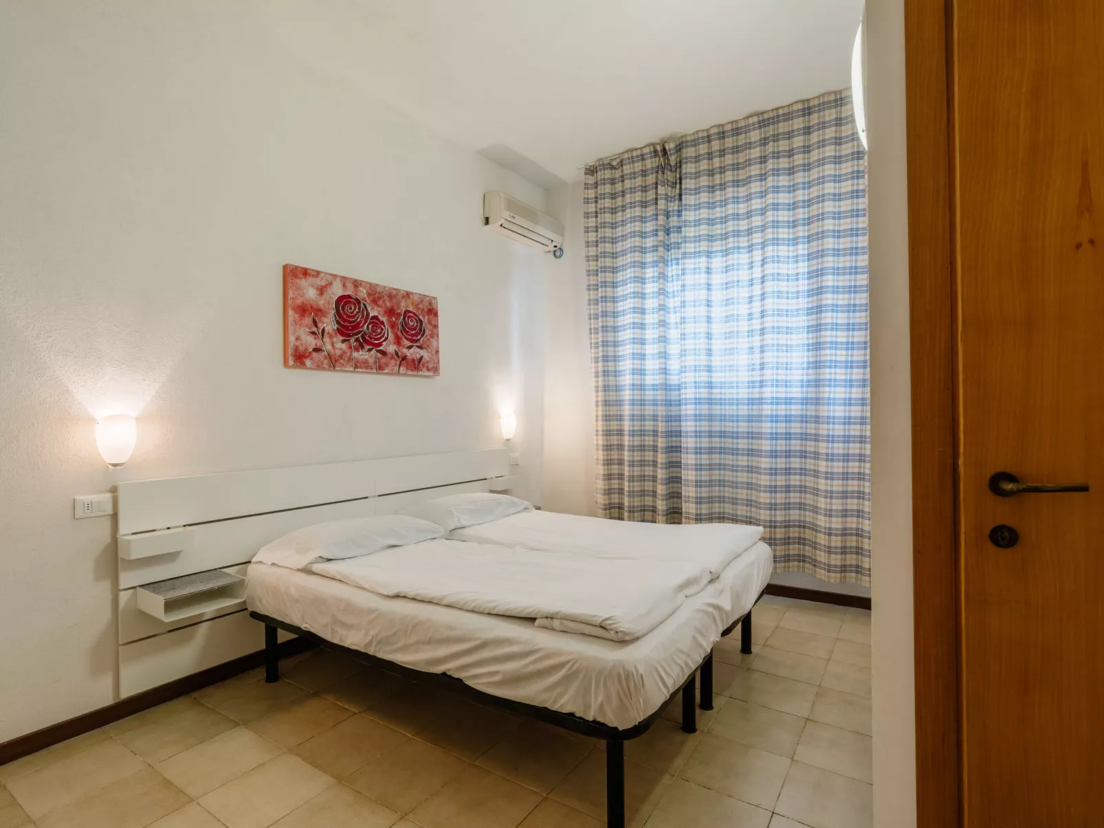 Casa Centrale - Inside