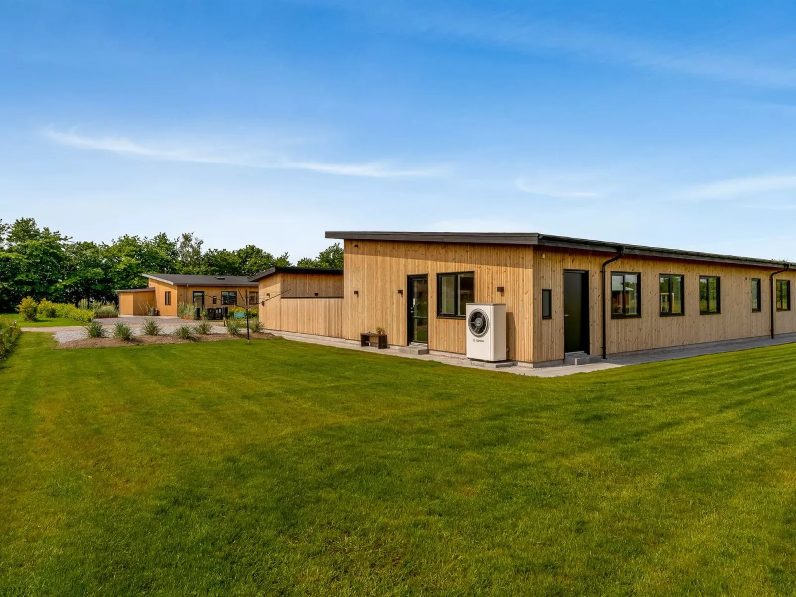 "Elevus" -  from the sea - Draußen