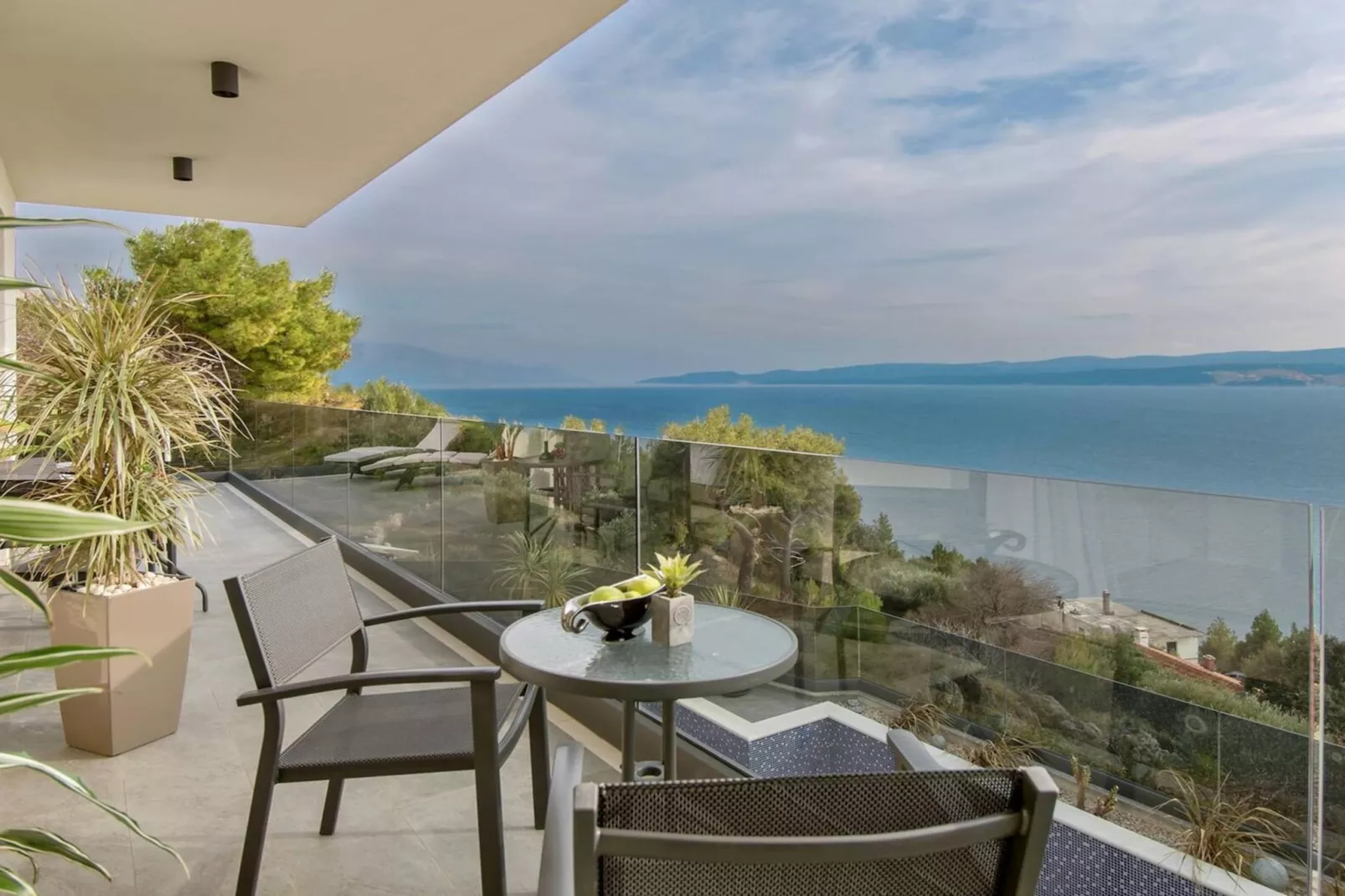 Luxury Villa Happiness Omis with Pool, Gym & Sauna - Terrace balcony