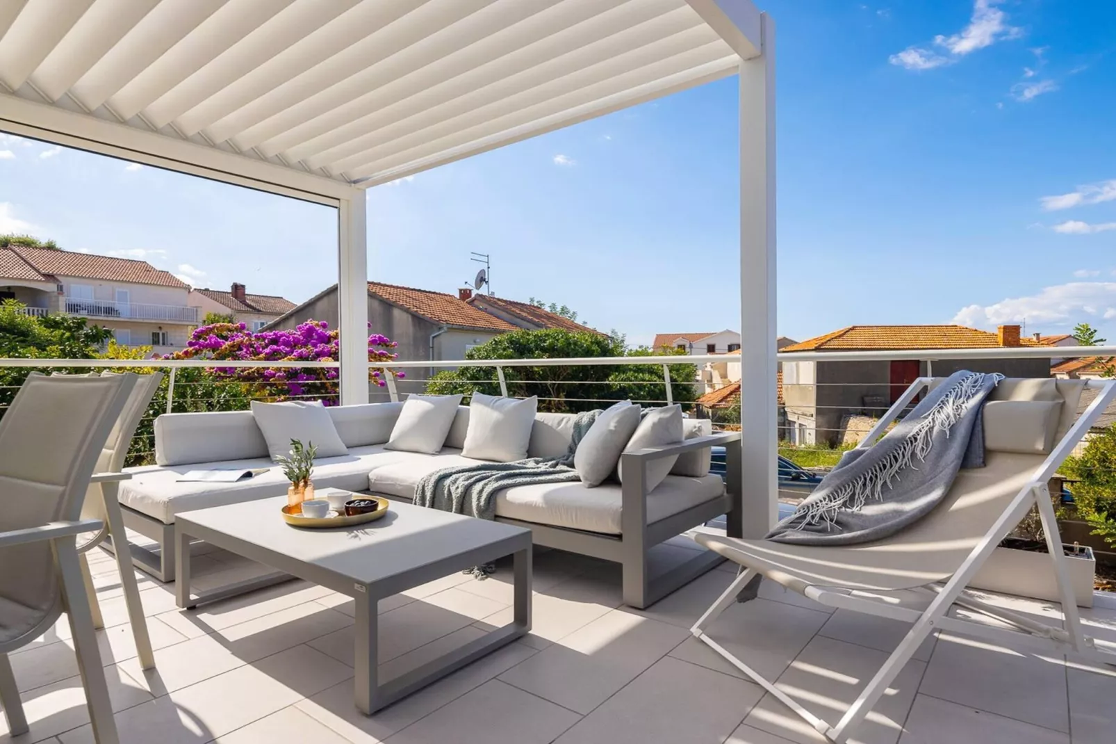 Luxury Villa Mila Supetar with Pool in the Center - Terrace balcony