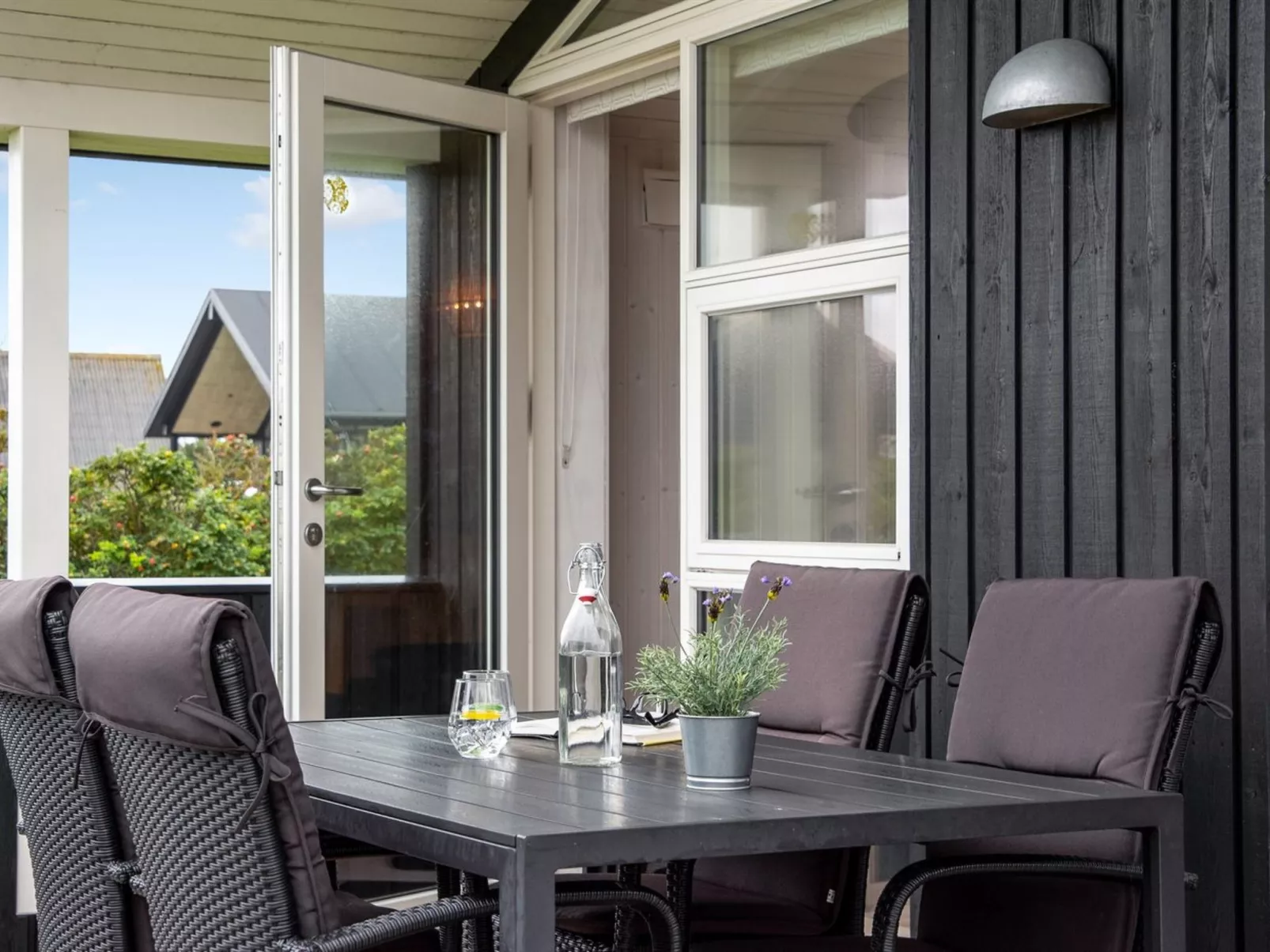 "Erza" - 500m from the sea - Outside