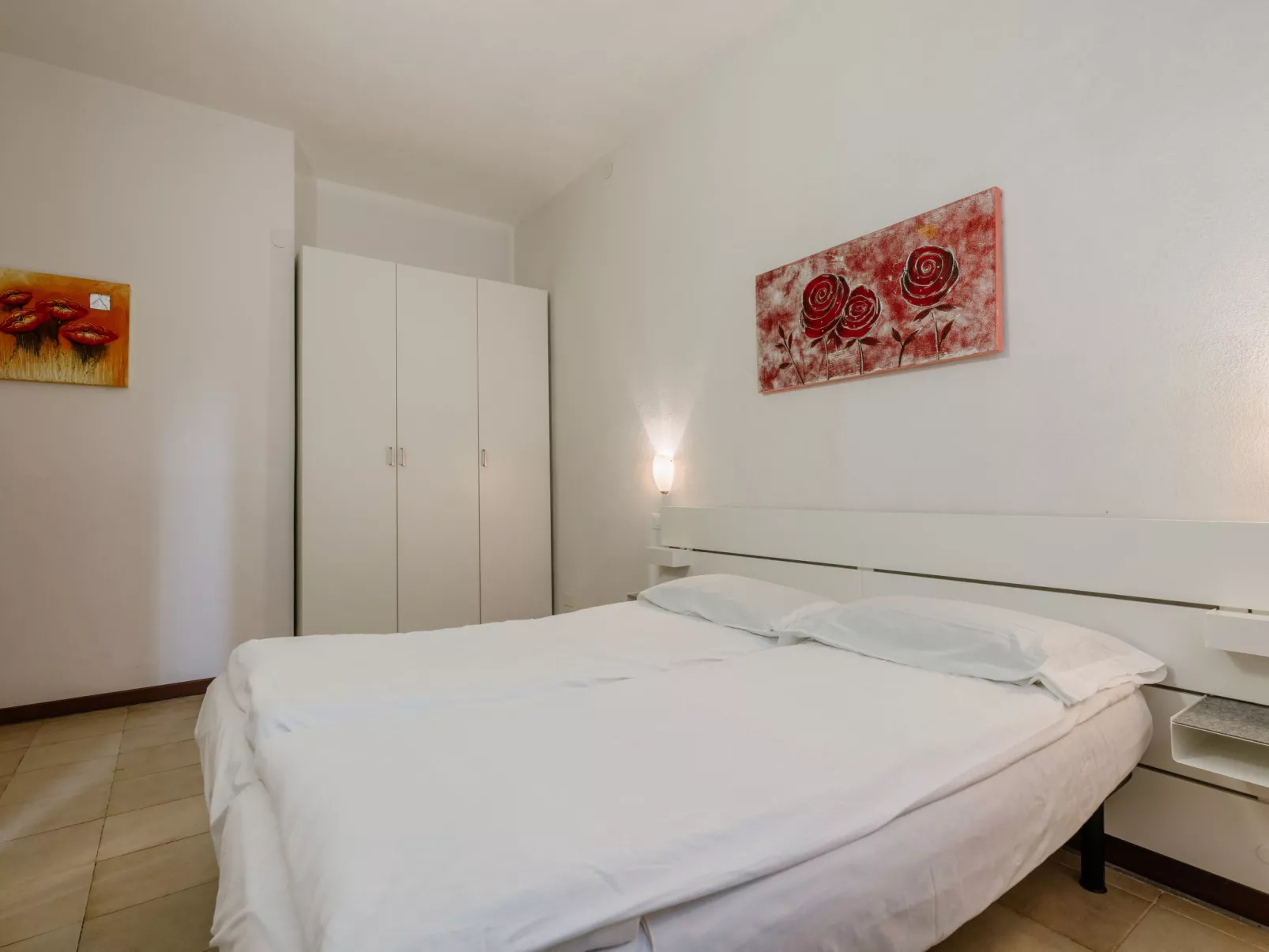 Casa Centrale - Inside