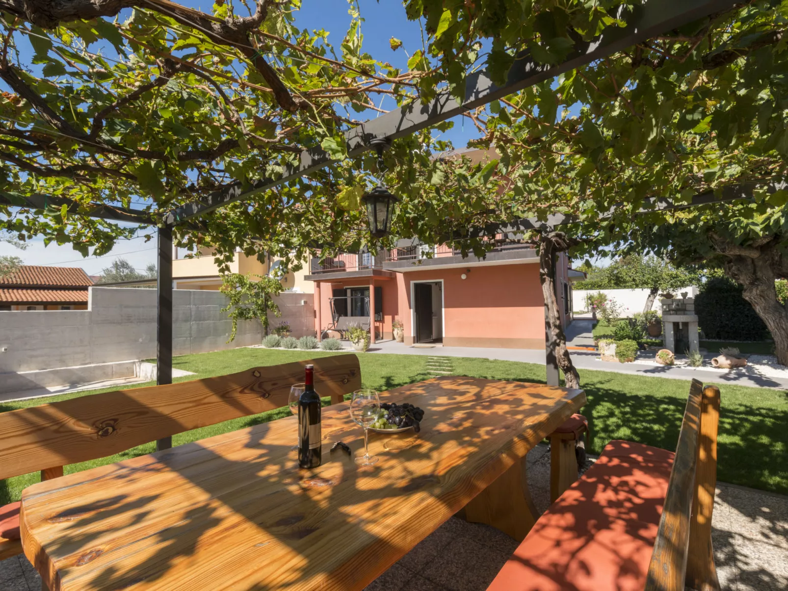 Villa Roza - Outside