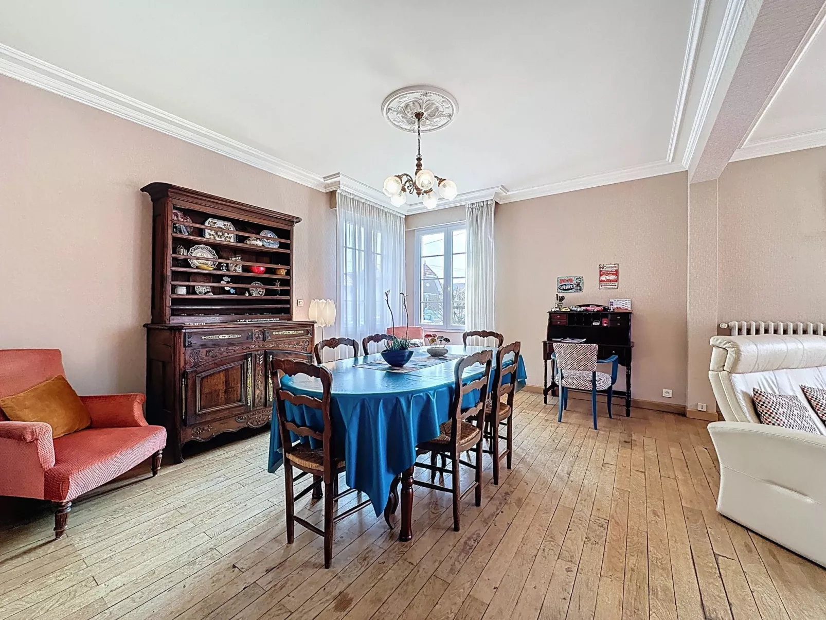 La Rose des Pins - Dedans