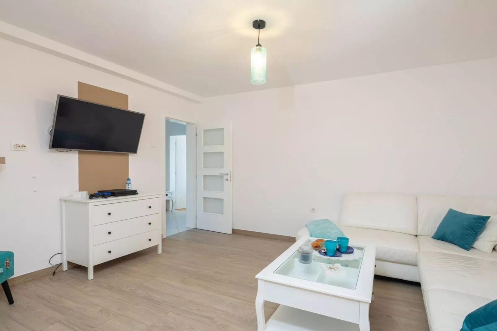 Luxury Villa Holiday Residence Omis w/ Heated Pool - Living room