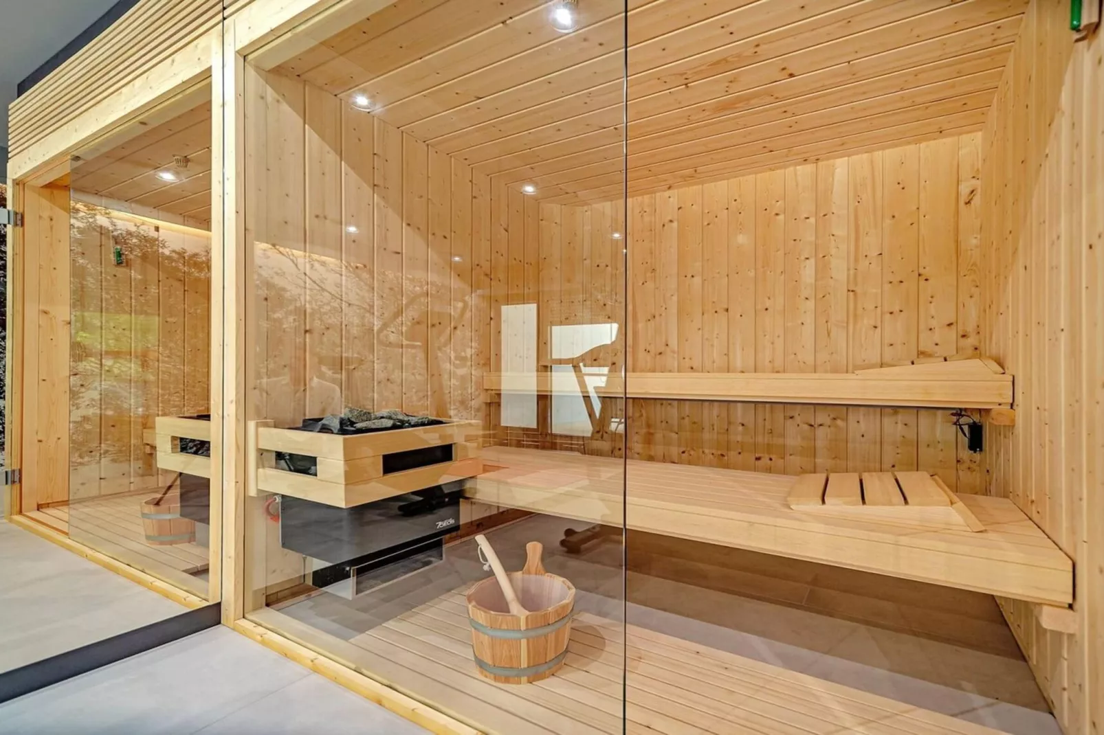 Luxury Villa Delight II – Promajna, Heated Pool - Facilities