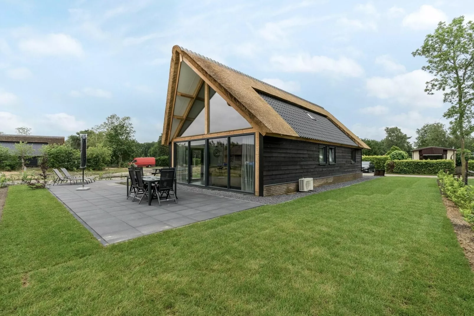 Farm Lodge 676 - Extérieur été