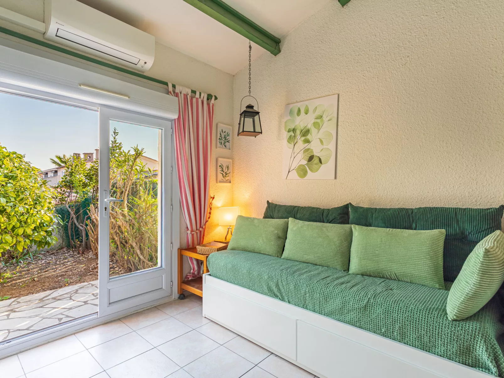 Les Mas de Cogolin - Inside