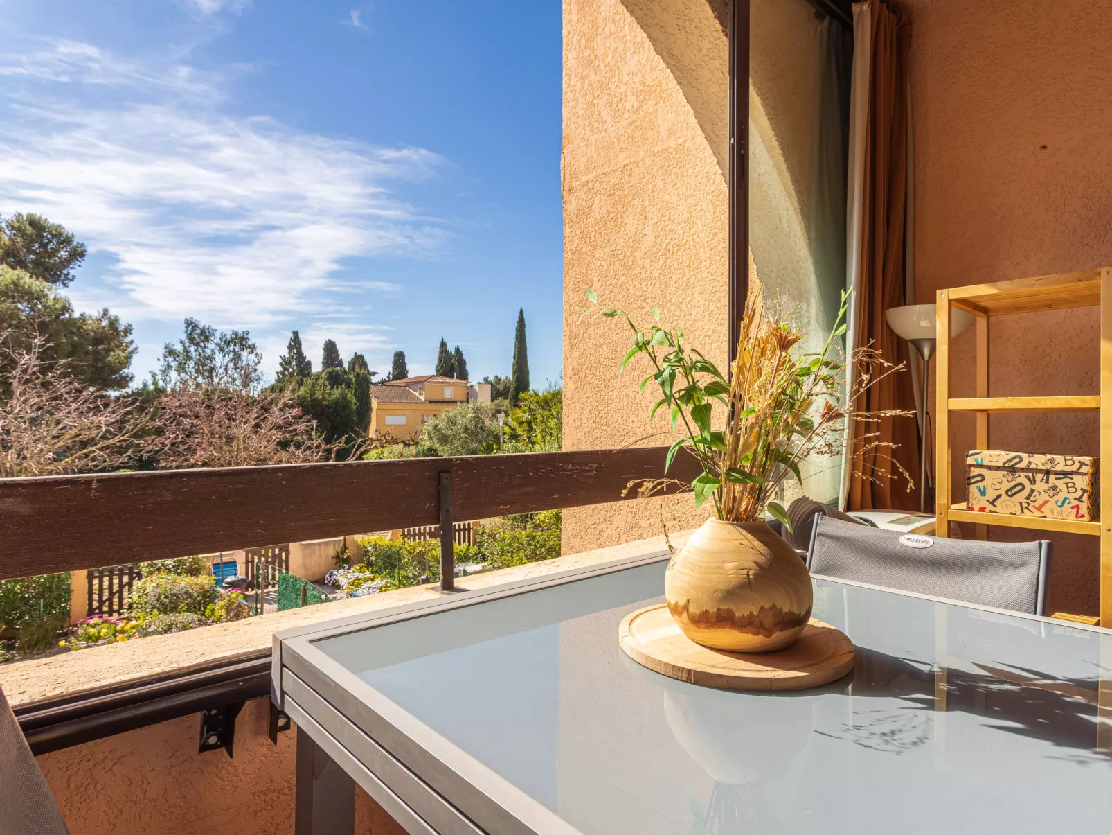 Les Iles Du Soleil - Draußen