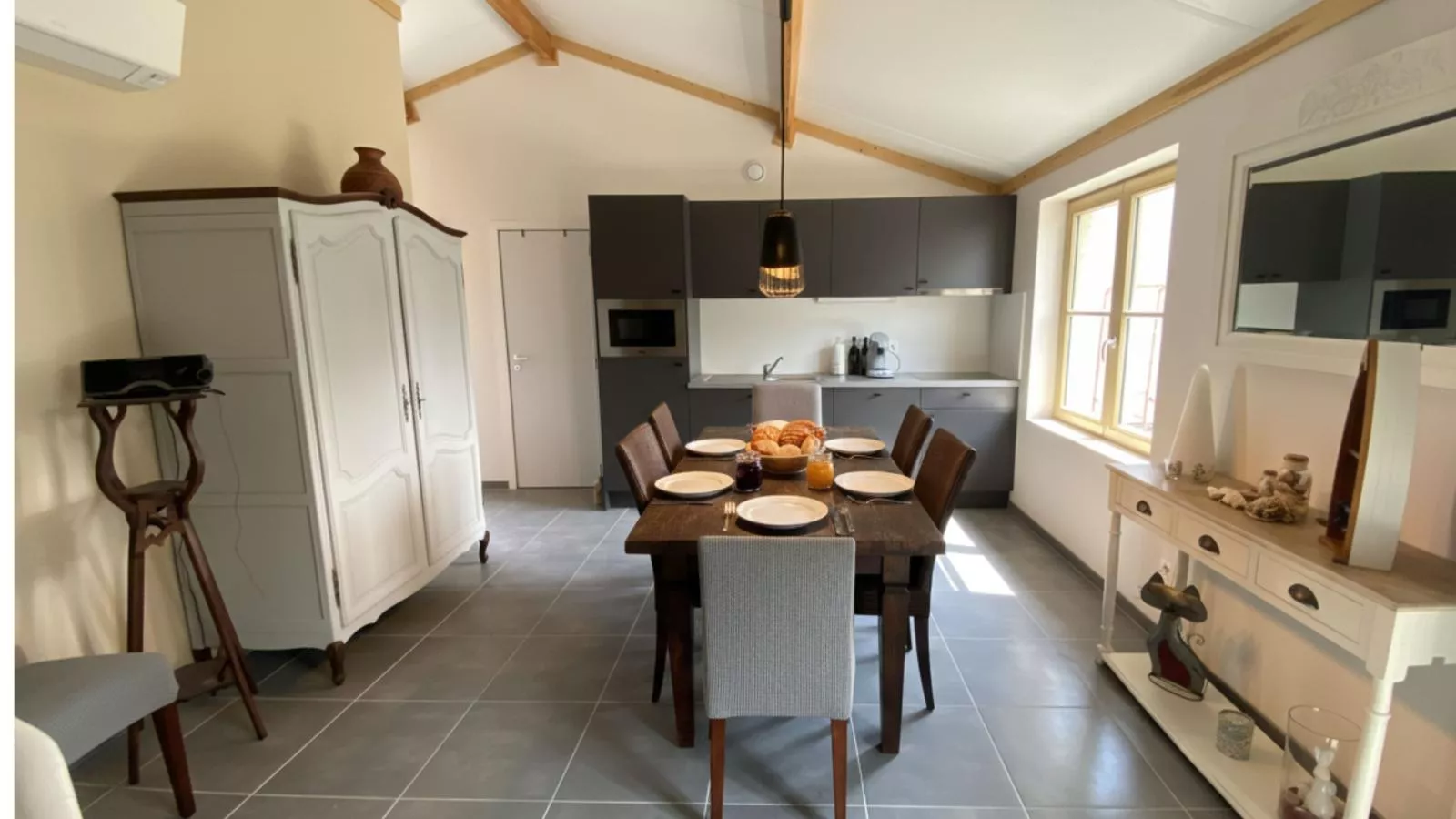 Westhinder II Combi H8-9 - Salle à manger