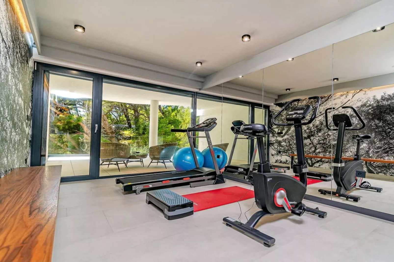 Luxury Villa Delight II – Promajna, Heated Pool - Facilities