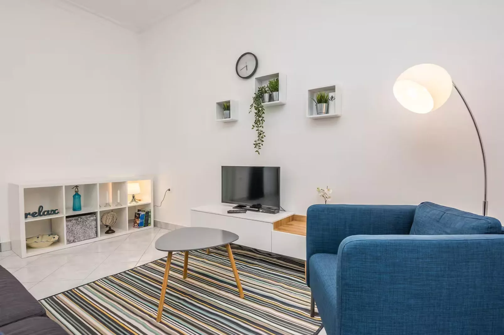 Royal Selection with Pool - Two - Living room