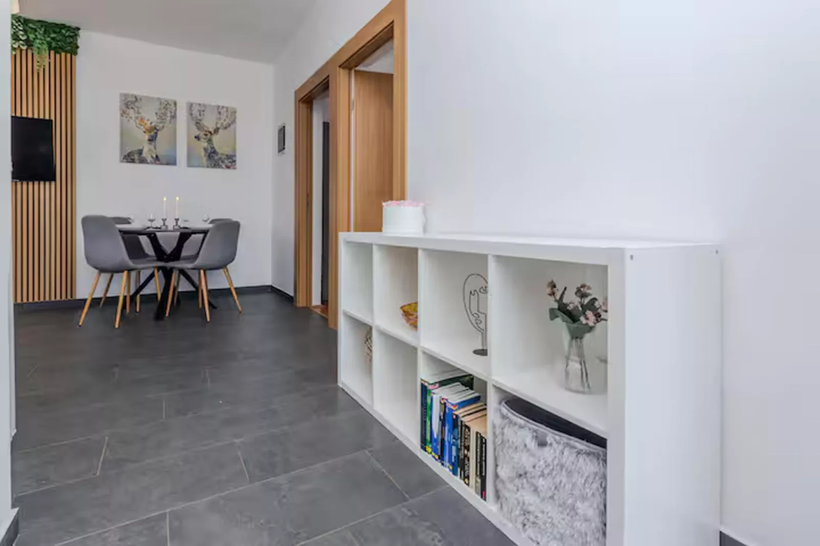 Royal Selection with Pool - Three - Dining room