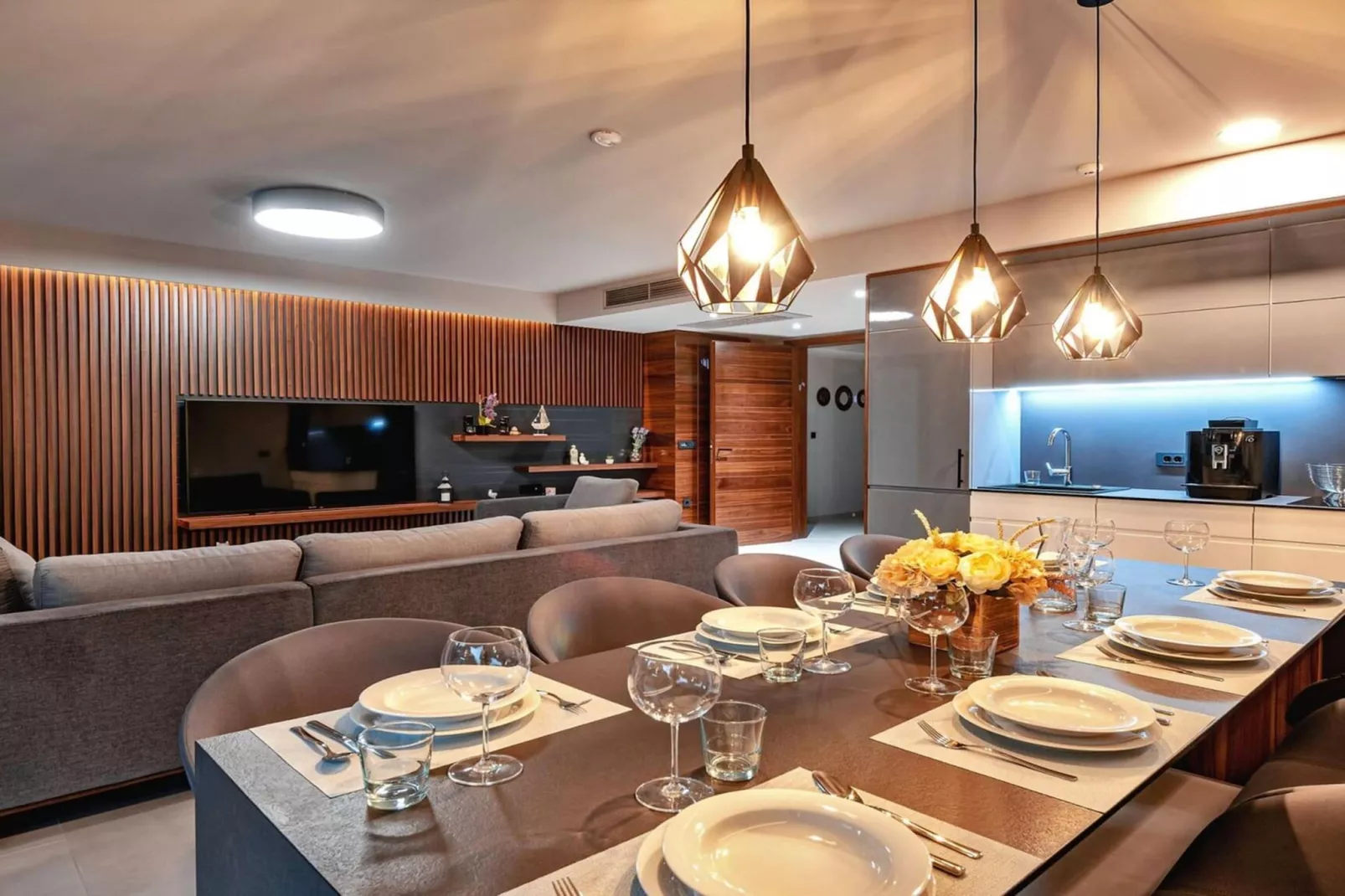Luxury Villa Delight II – Promajna, Heated Pool - Dining room
