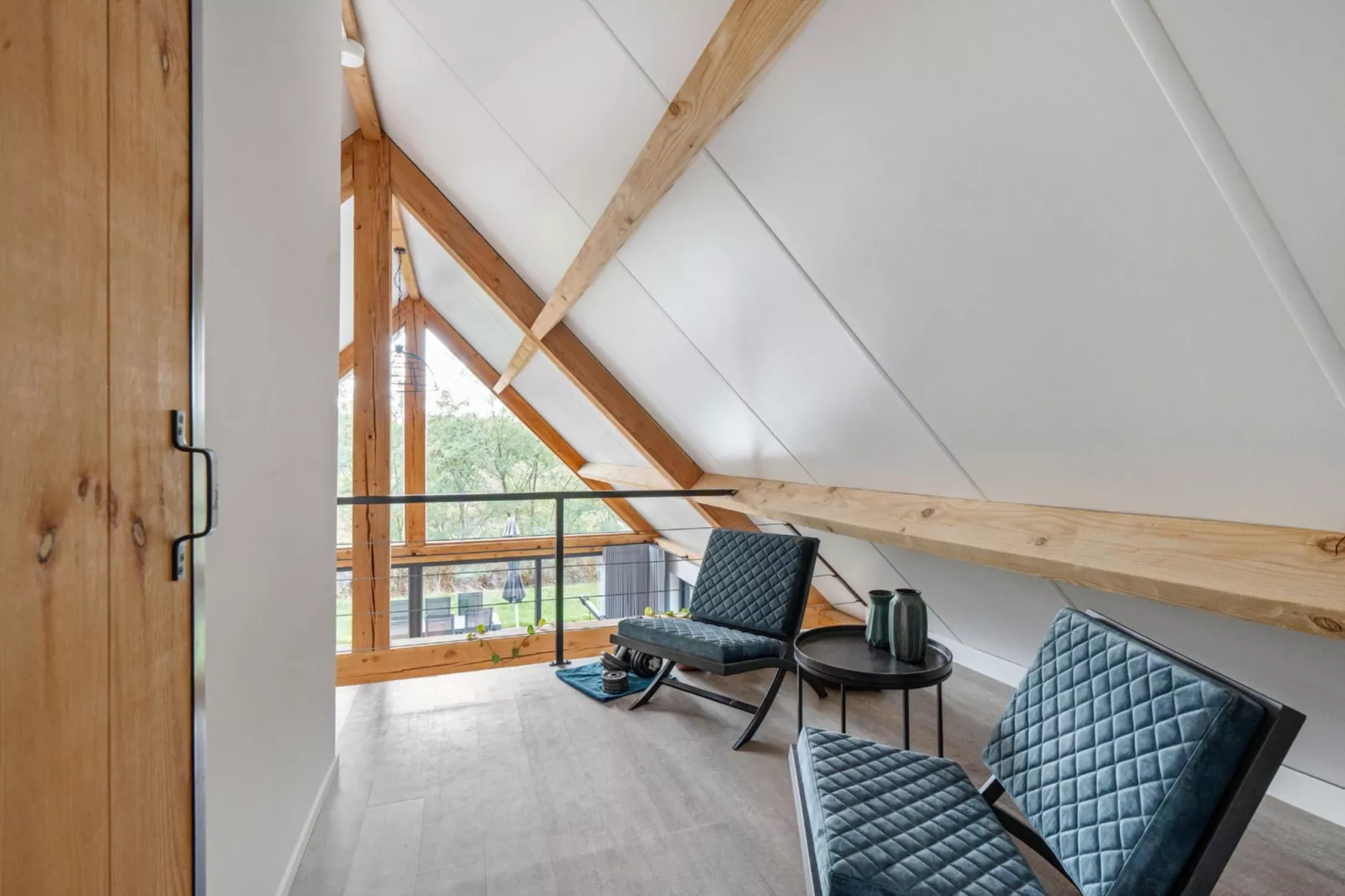 Watersnip 12b - 706 - Salon